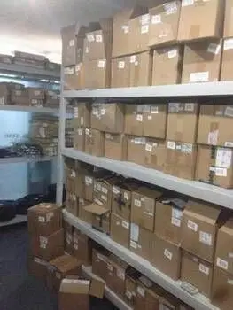 بائع الذهب QS10.241 PLC وحدة تحكم خادم سائق العلامة التجارية الجديدة الأصلية