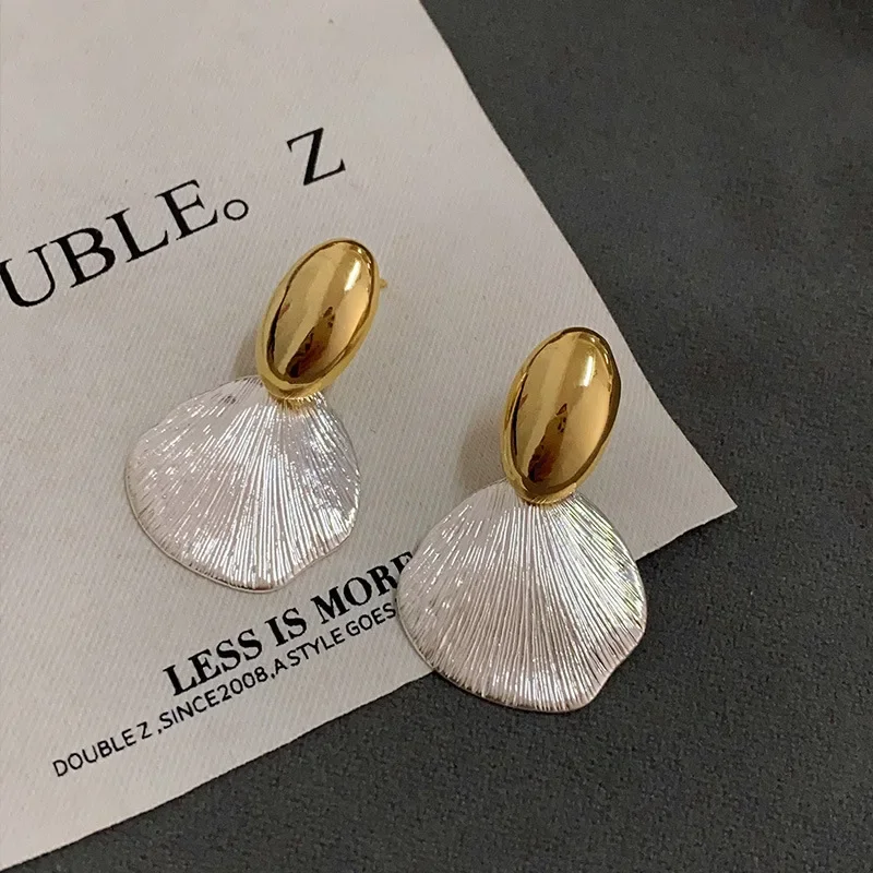 Luxury Delicacy Shell Scallop Drop Earring for Women Girl Gold Color Ellipse Dangle Earrings Fashion Design Unusual Jewelry Gift