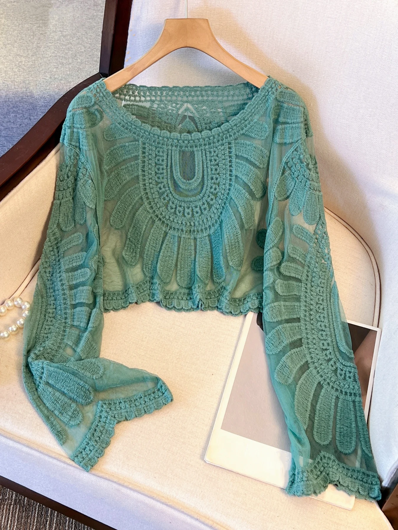 

Summer women's beach cover, mesh mixed color embroidered hollow round neck long sleeved top, thin casual sun protection shirt