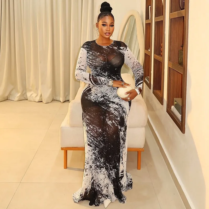 

Women's Camouflage Print O-Neck Long Sleeve Hips Wrapped Long Dress, Slight Perspective, Sexy