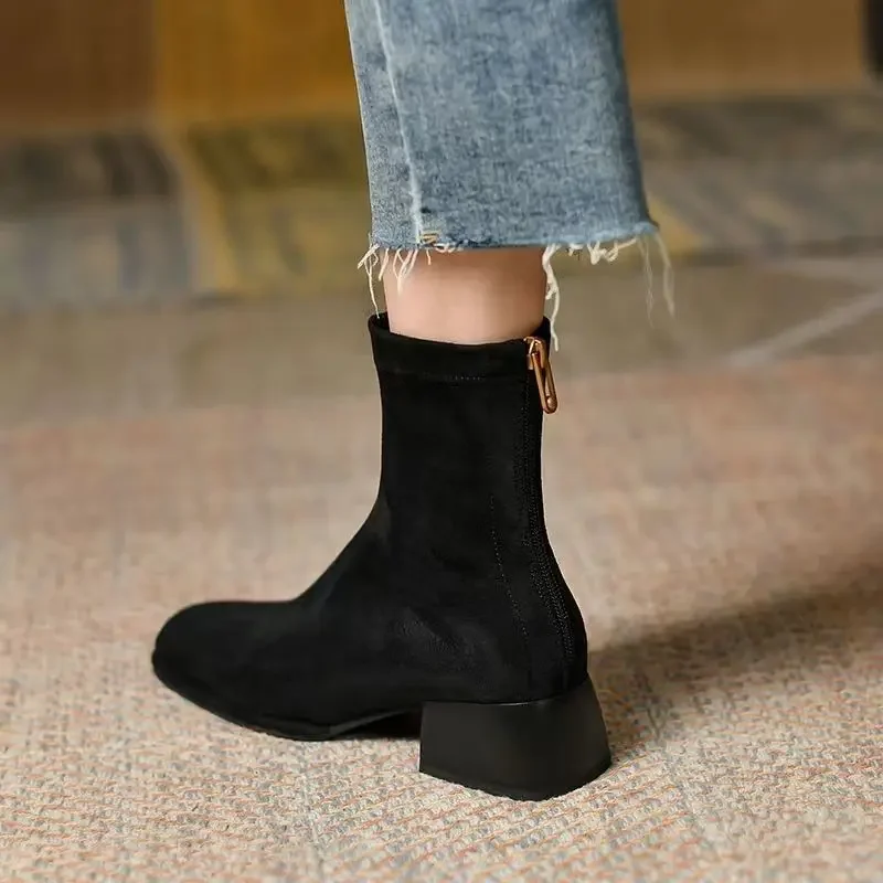 Roma botas femininas tornozelo rebanho nova moda e simples dedo do pé quadrado nicho francês bota casual salto quadrado sapatos femininos marrom