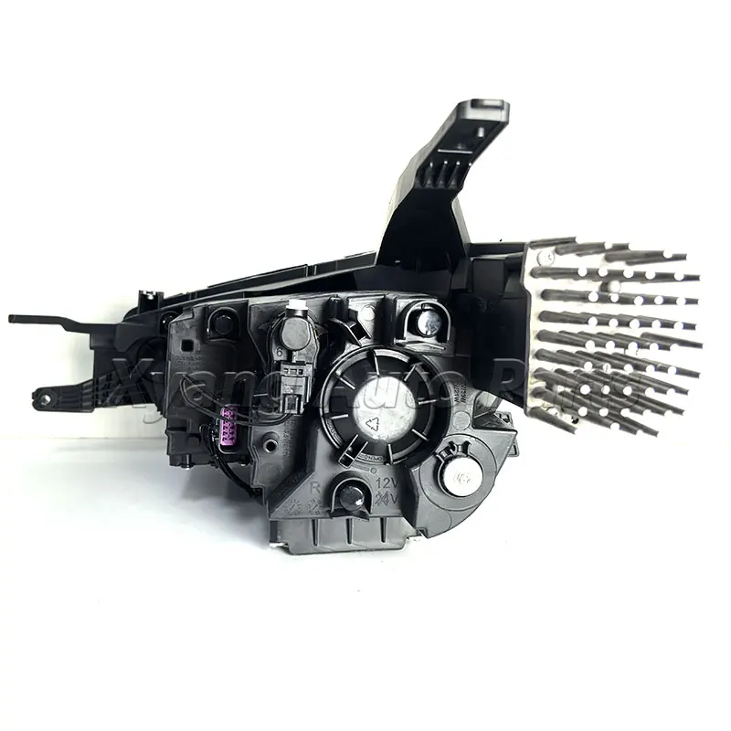 Car Front Headlight Head Light Headlamp For SAIC MG ZS 2020-2021Front Bumper Headlight 11 Pins 10550753 10550754