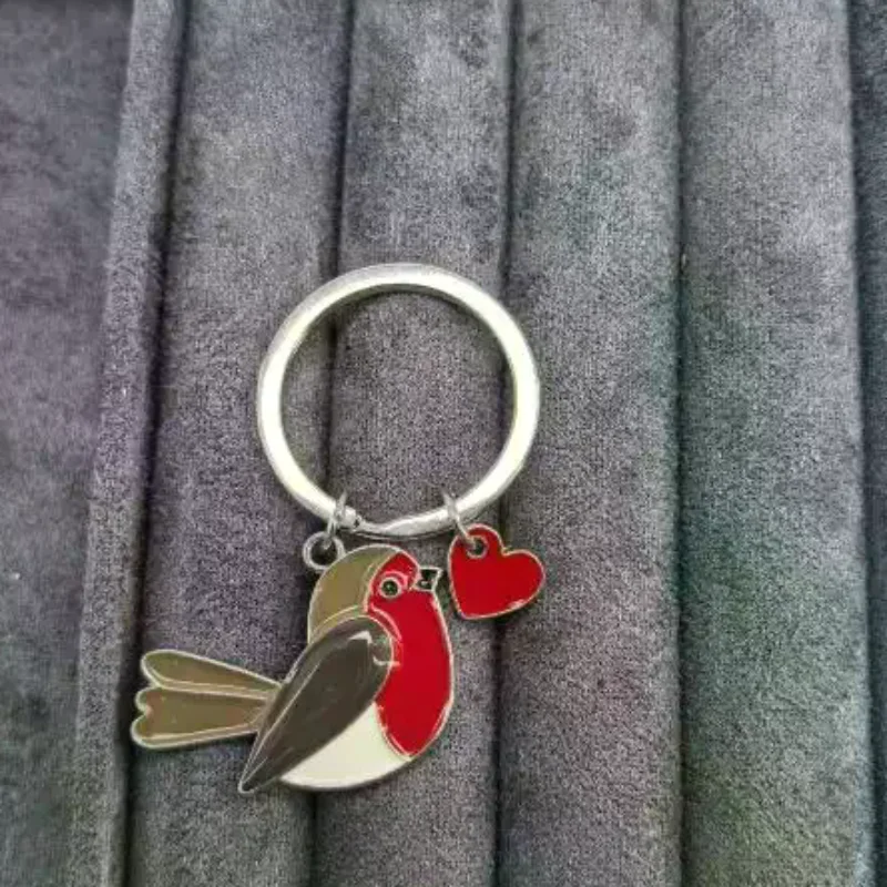 Cute Robin Bird Enamel Keychain Creative Metal Red Heart Pendant Keychains Romantic Animal Jewelry Gift For Women Girls