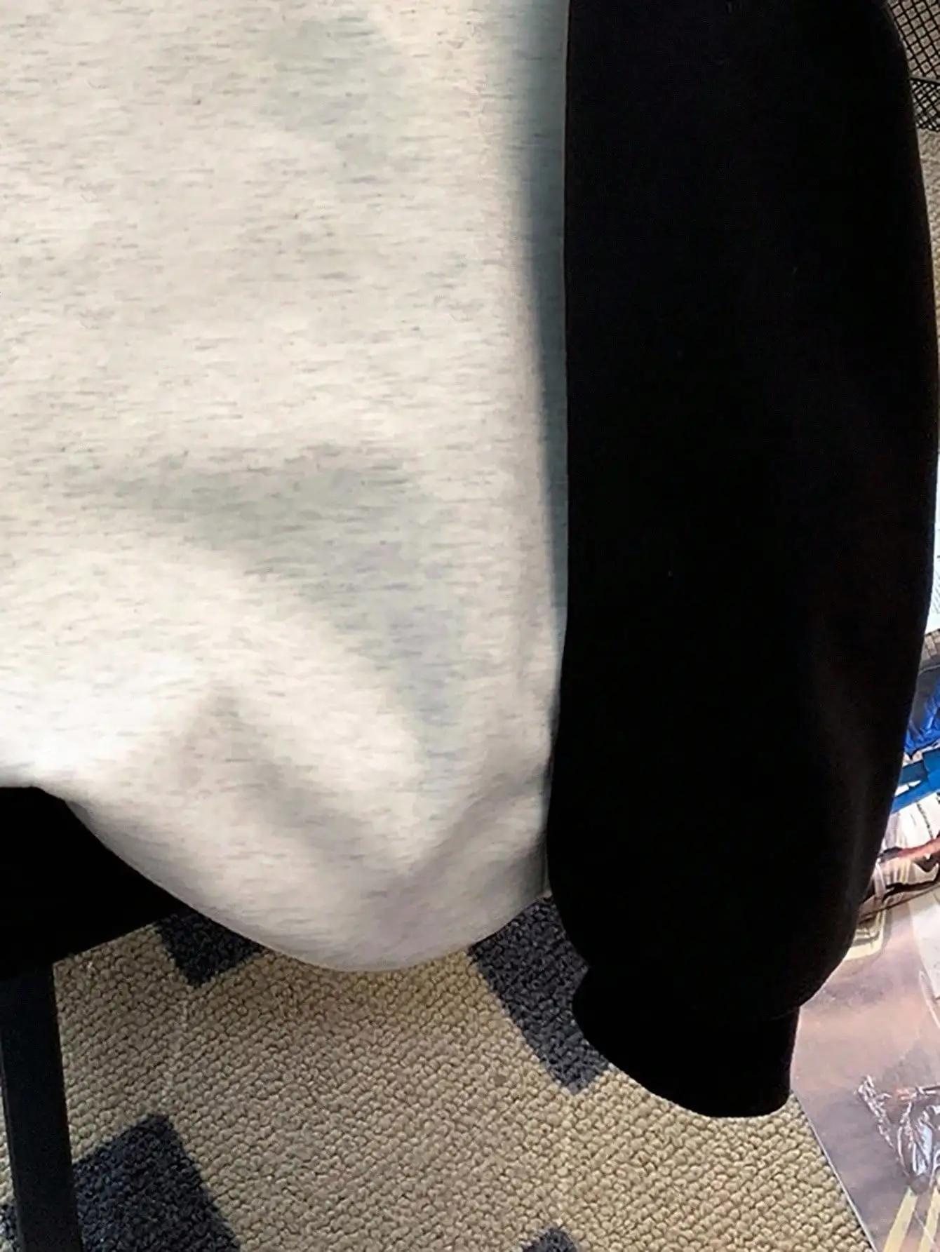 เสื้อสเวตเชิ้ตแขนแรกลันสีสันตัดกันสำหรับผู้หญิง เสื้อลำลองสำหรับฤดูใบไม้ร่วงและฤดูหนาว