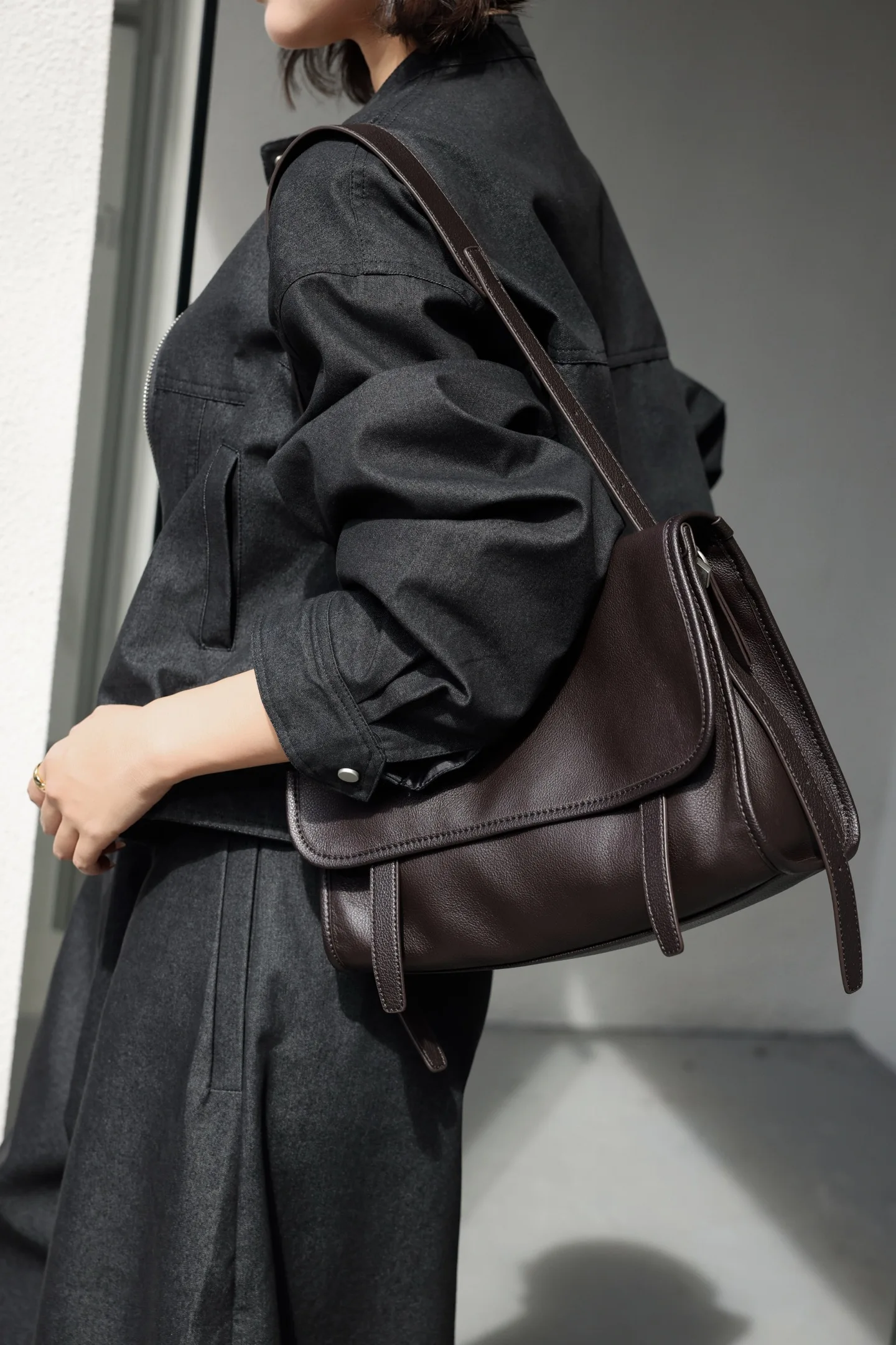 Women Niche Vintage Top-Grain Calfskin Backpack, Lazy Vibe Large Capacity Commuter Bag, Shoulder Crossbody Messenger Bag