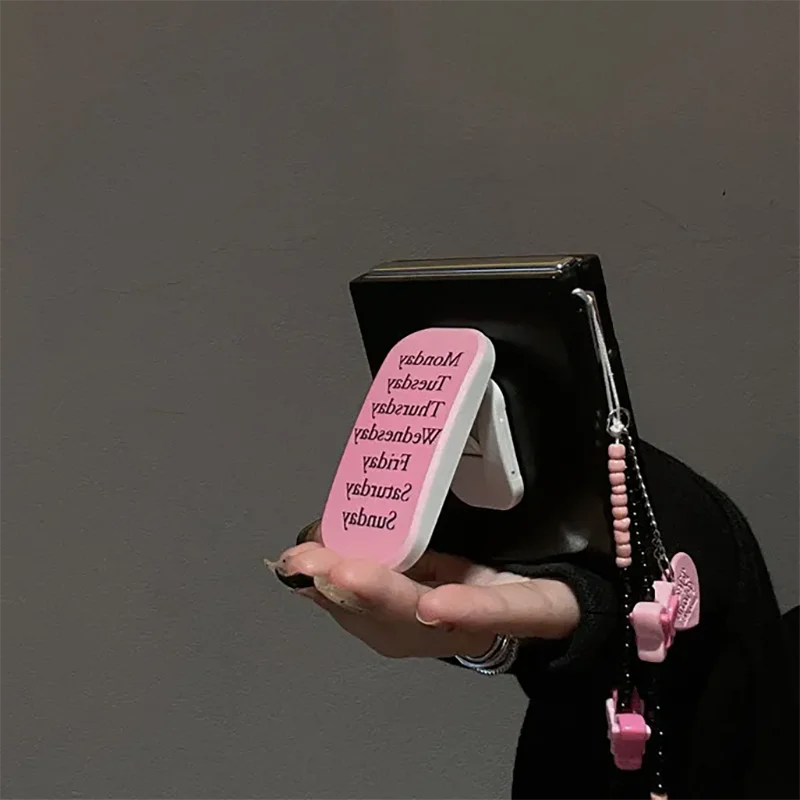 

Fashion Weekdays Letter Stand Phone Case For Samsung Galaxy Z Flip 6 5 Xiaomi MixFlip Protective Cover Black Case with Chain