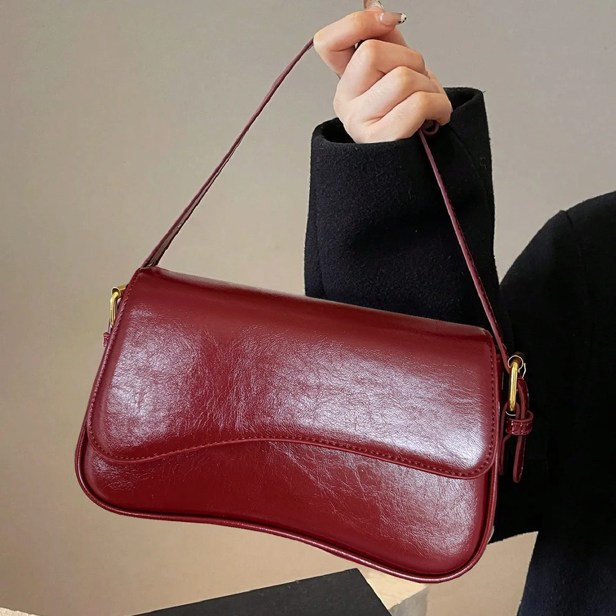 

Luxury Shoulder Bags for Women Designer Handbag Small Underarm Leather Crossbody Bags Fashion Travel Messenger Bags 2026 New