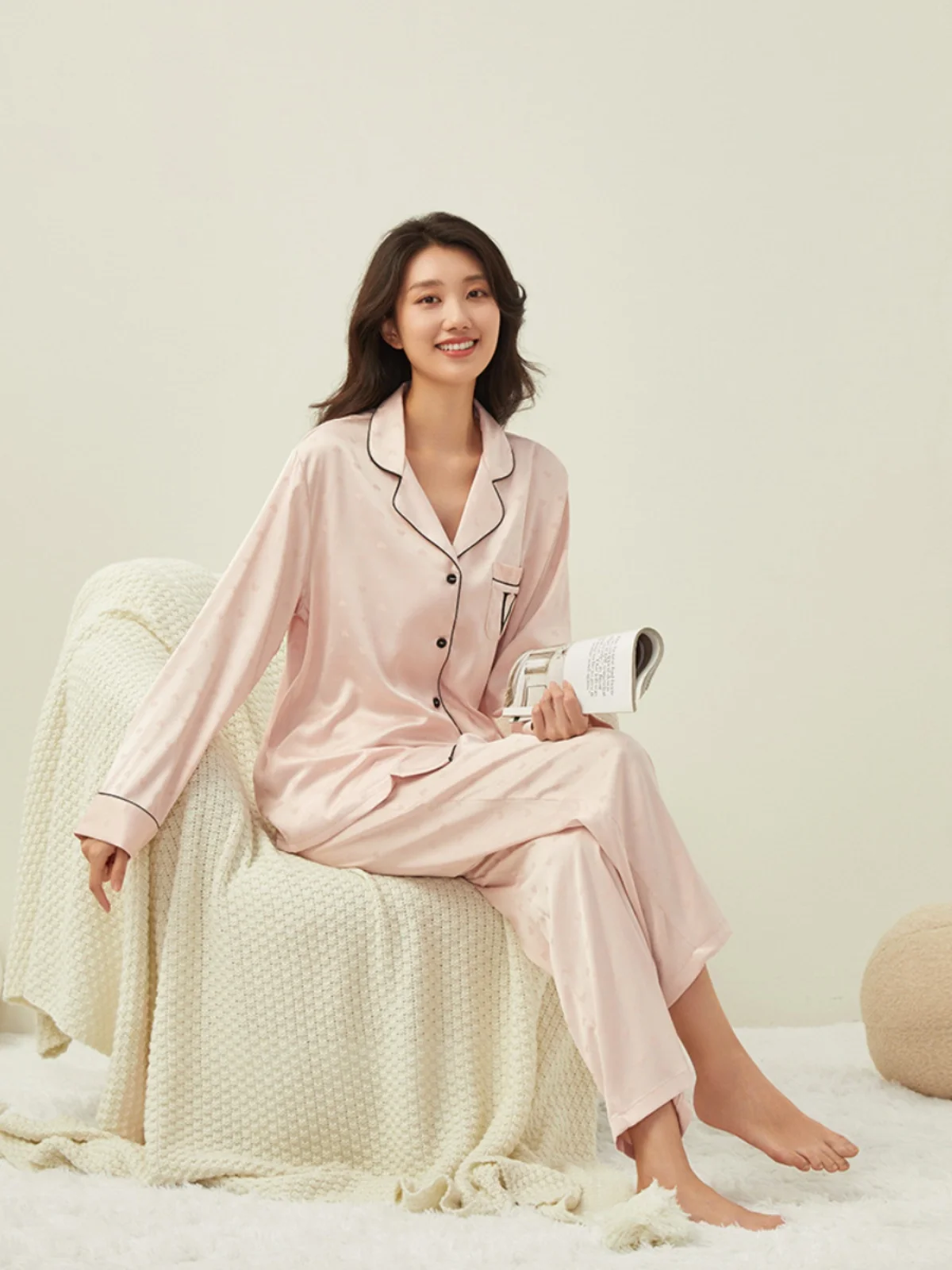 Victoria silk thick satin loose home clothes long sleeves trousers pajamas set spring and autumn women\'s home clothes set