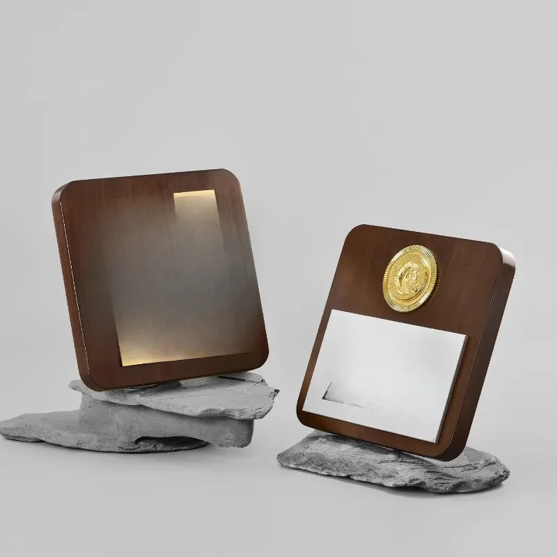 

Square solid wood metal medal pure copper plate engraving authorization plate annual excellent employee honor award trophy