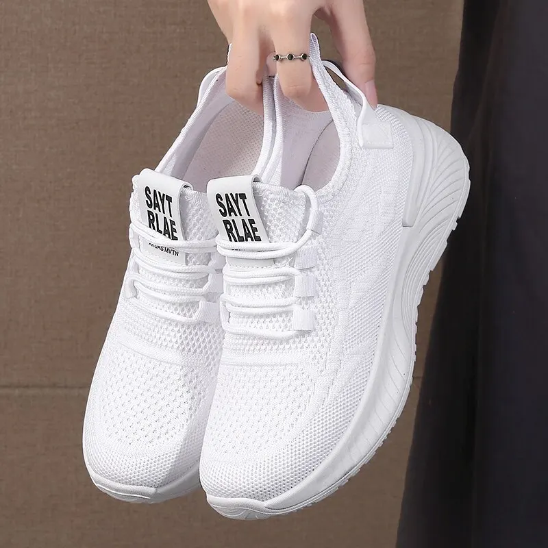 Summer Sports Women\'s Flying Weaving Versatile Breathable Lightweight Anti Slip Soft Sole Casual Shoes