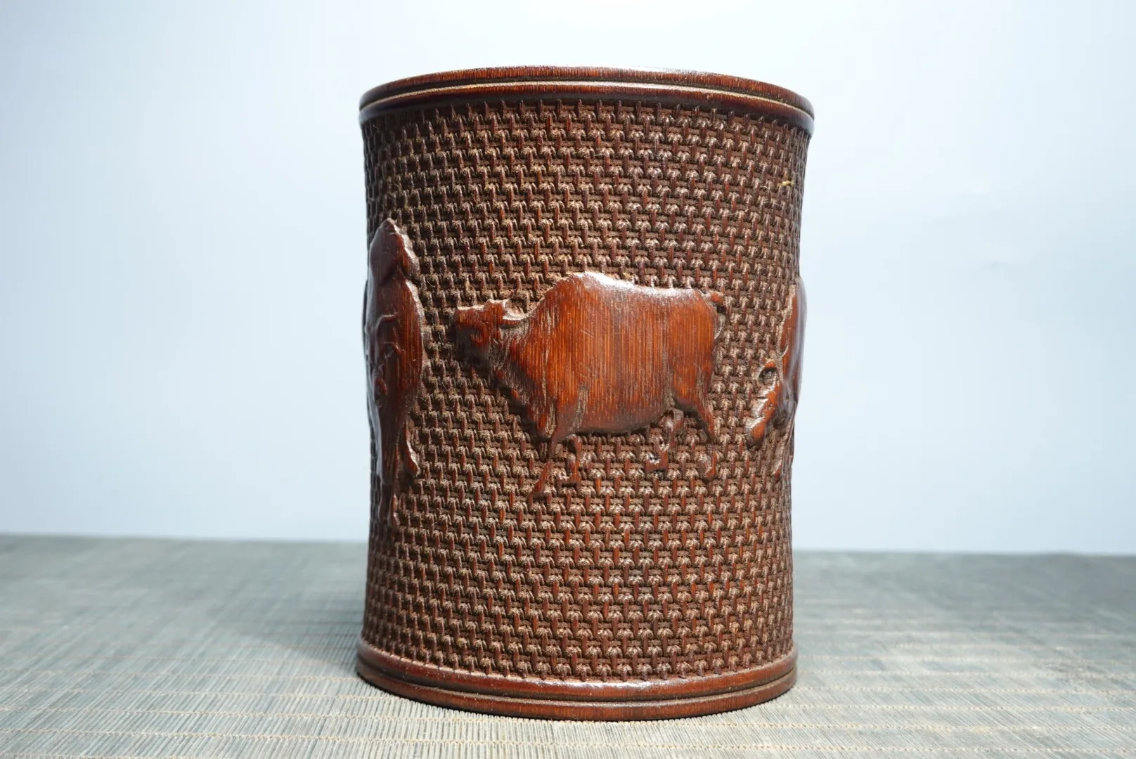 6 "مجموعة معبد التبت القديمة الخيزران الخشب نحت خمسة البقرة نمط حامل قلم جمع الثروة الحلي تاون هاوس