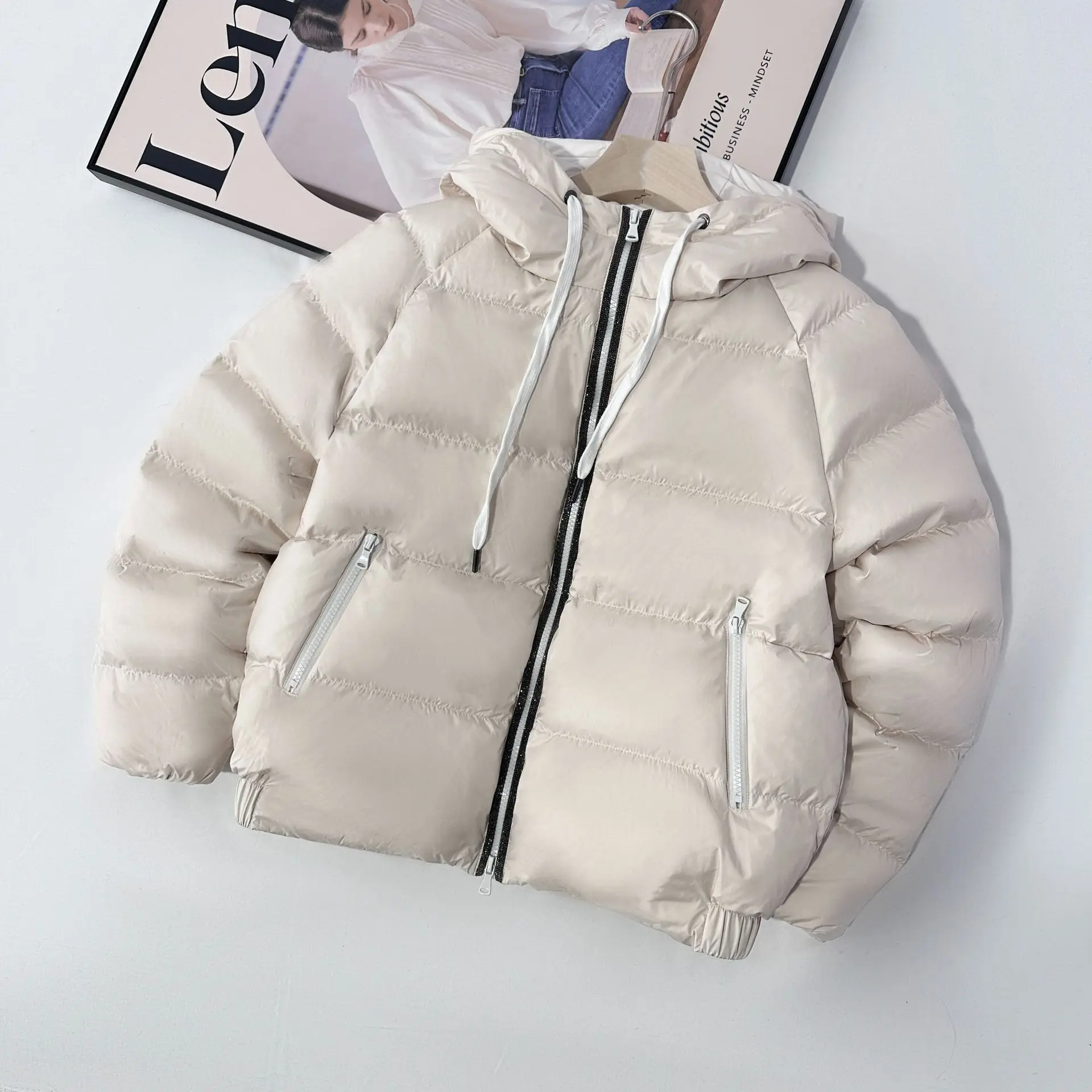 

White Goose Down Jacket for Ladies, Soft Commuting Top, Versatile Slimming, New Temperament, Fashionable, Autumn and Winter