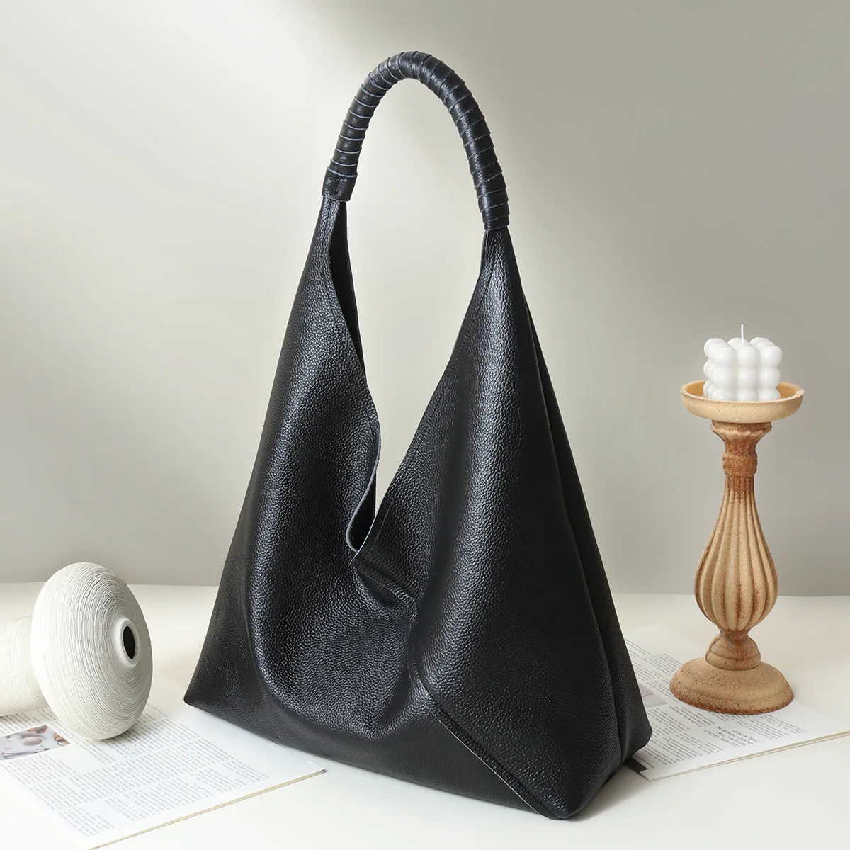 

New Top Layer Cowhide Handbag Large Capacity High-End Tote Genuine Leather Women's Bag Commuting Fashion Single top-handle bags