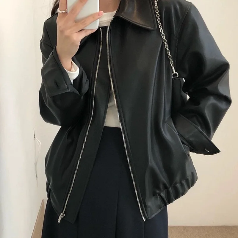 Women's Leather Jacket Zipper Loose Casual Korean PU Motorcycle Jackets Autumn Black Long Sleeved Turndown Collar Coat Women