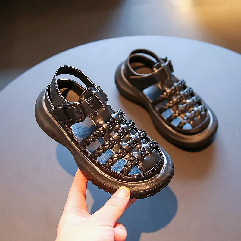 صنادل أطفال للبنات 2025 صيف جديد عصري على الطراز الكوري أحذية شاطئ رومانية ناعمة من الأسفل مضادة للانزلاق ومتعددة الاستخدامات #5