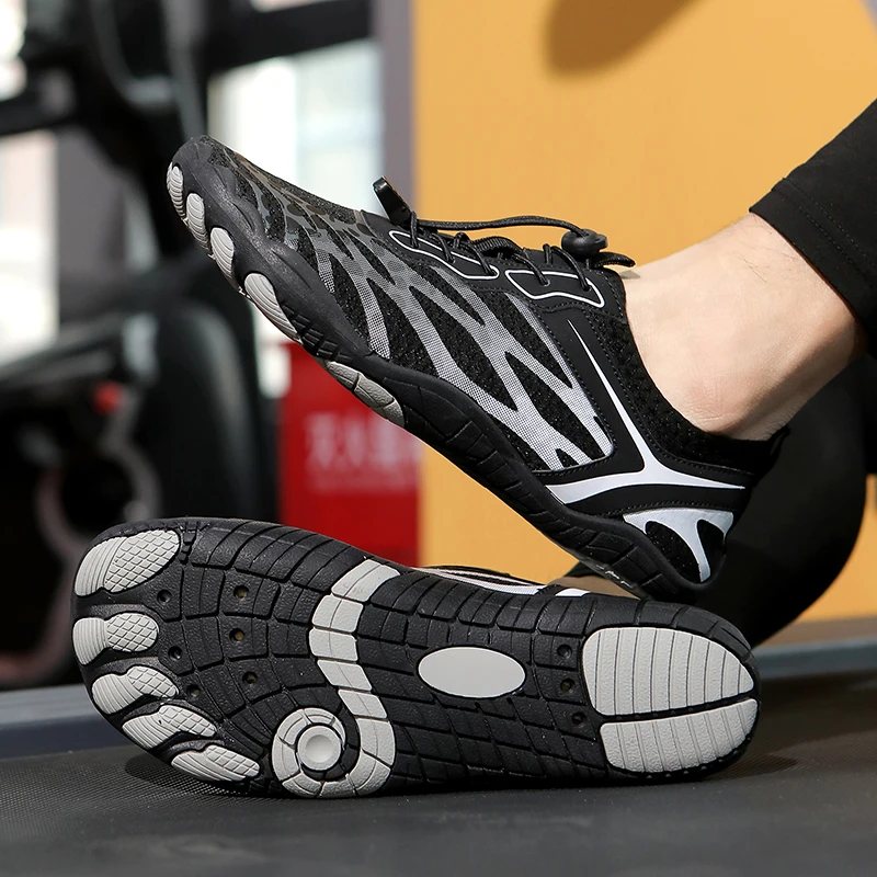 

Outdoor Water Sports Shoes for Boating Kayaking Swimming Diving Men Fishing Beach Aqua Shoes Women Non-slip Sneakers36-47