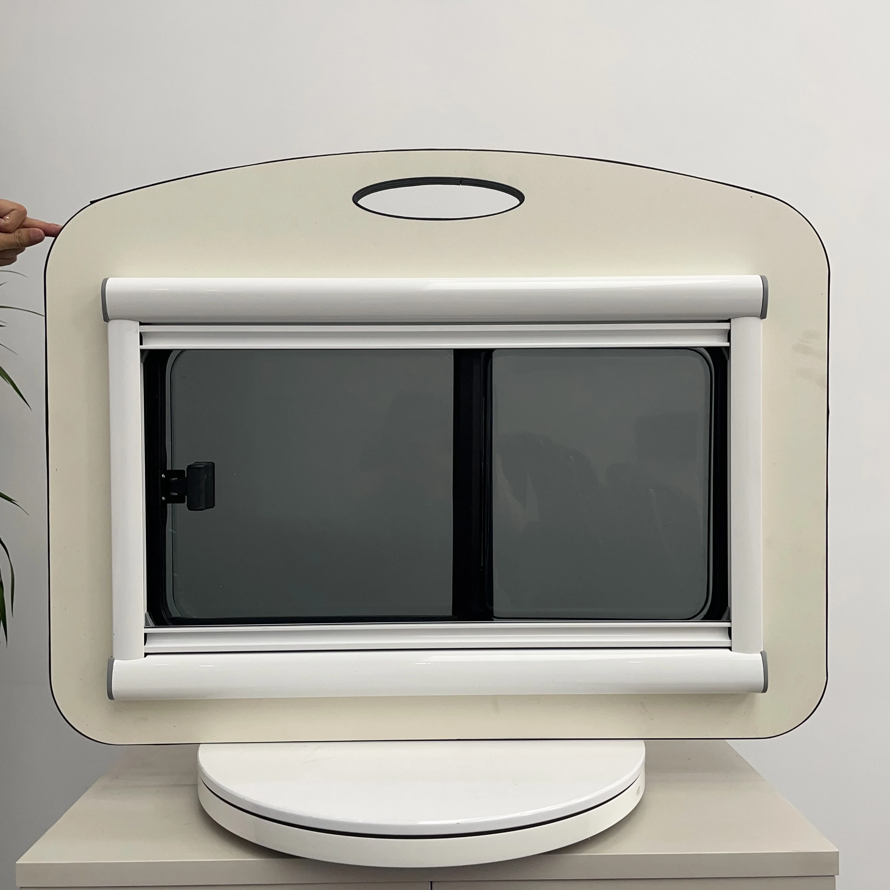 Luxury Travel Equipment Aluminum RV Window Camper Accessories For Motorhome Trailer Caravan Sliding Window For RV Body Parts