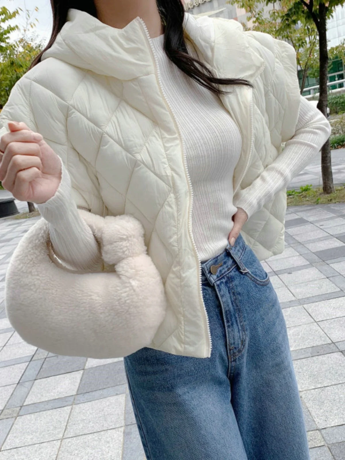 

Warm Cotton Jacket Hooded Zipper Light Weight Batwing Sleeve Winter Coat Dongling Pattern Solowen Commute Style Regular Fit