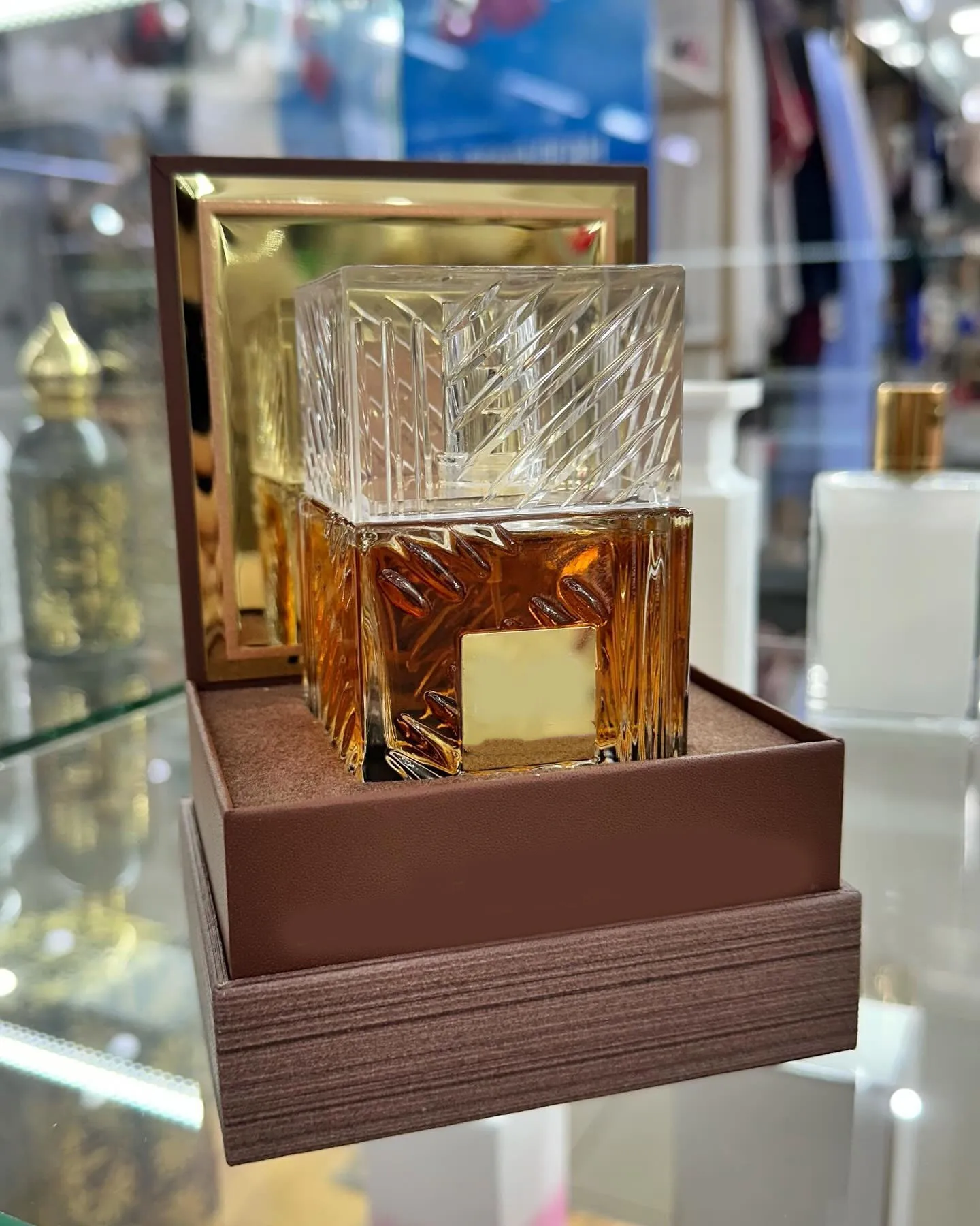 Profumo Kamla da 100 ml - Rafa mediorientale - Spray per il corpo da uomo per uomo e donna, Fragranza a lunga durata, Colonia regalo di alta qualità