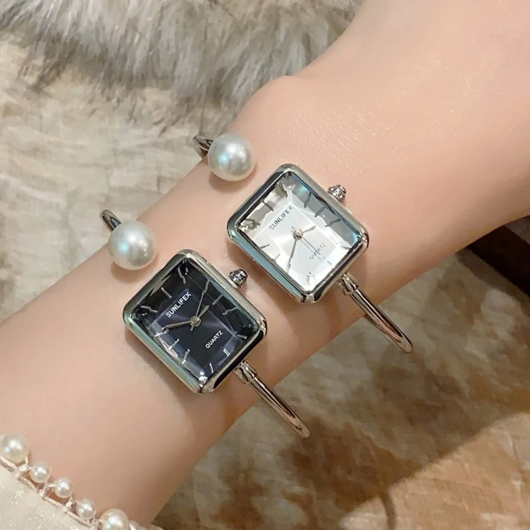 Sunlifex فام الفاخرة المرأة سوار ساعة 1 كبير اللؤلؤ قطع الزجاج مربع الهاتفي كوارتز ساعة اليد الإسورة اليد Saati Relojes