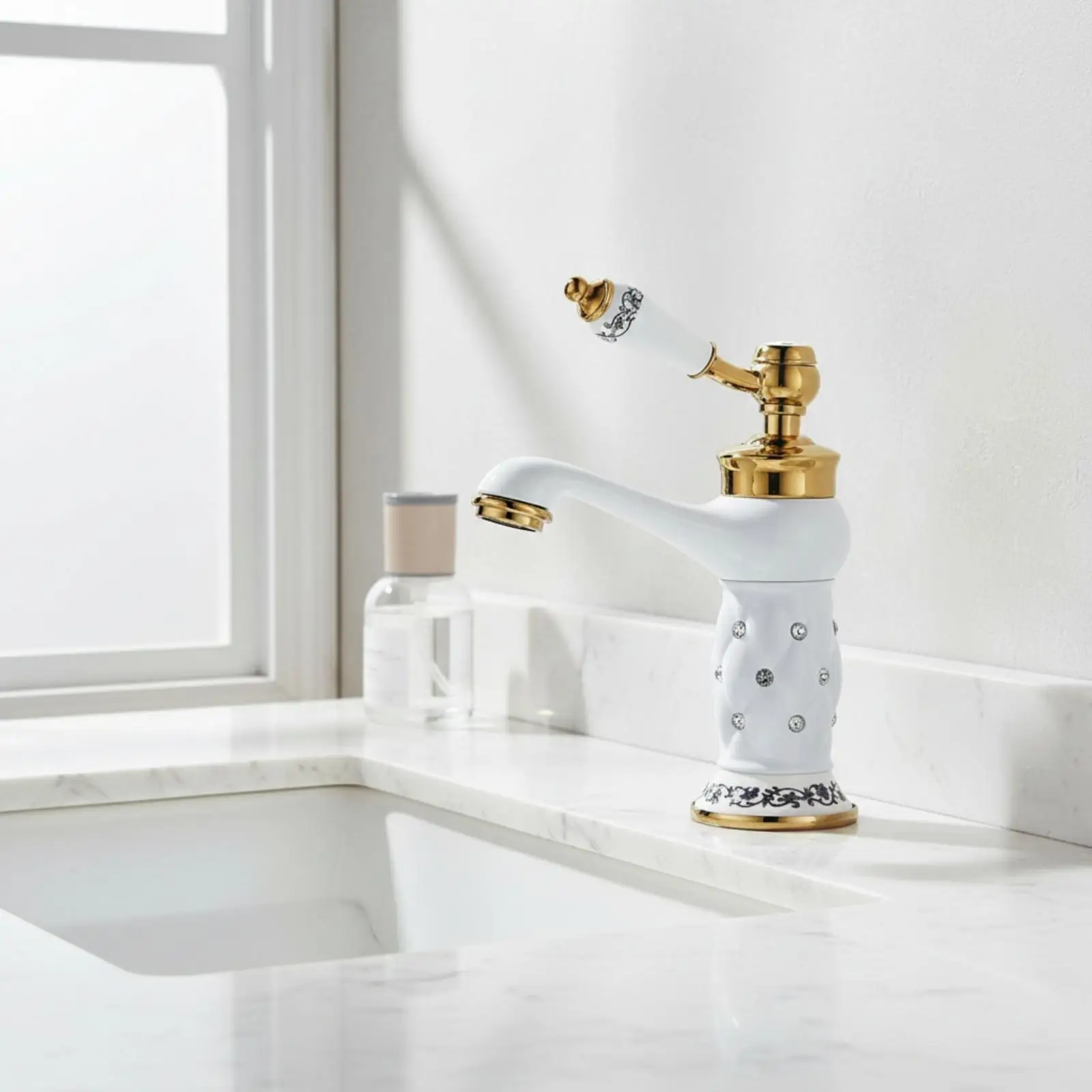 rubinetto-per-lavabo-da-bagno-ornato-monocomando-con-maniglia-a-leva-rubinetto-classico-curvo-per-mobile-lavabo