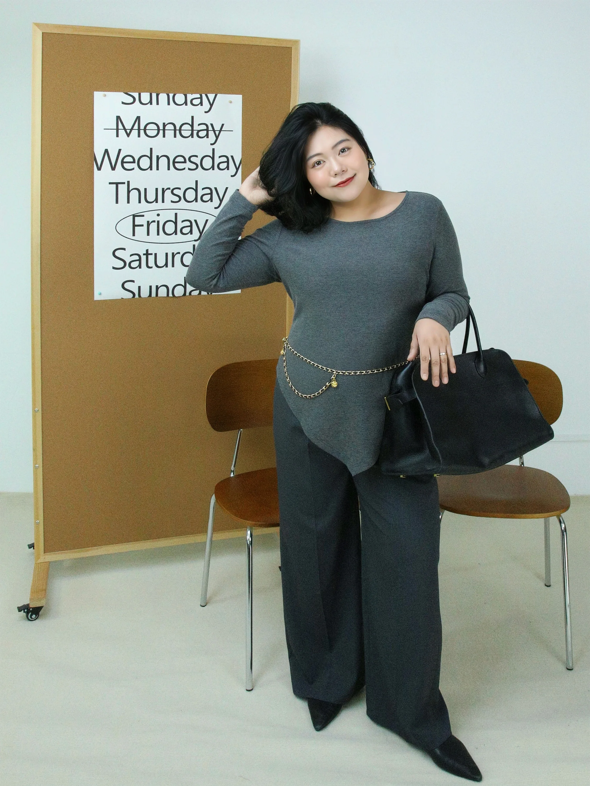 

Женская трикотажная футболка SASSYCHIC с круглым вырезом, длинным рукавом, асимметричным дизайном, приталенного кроя, стандартной ширины плеча