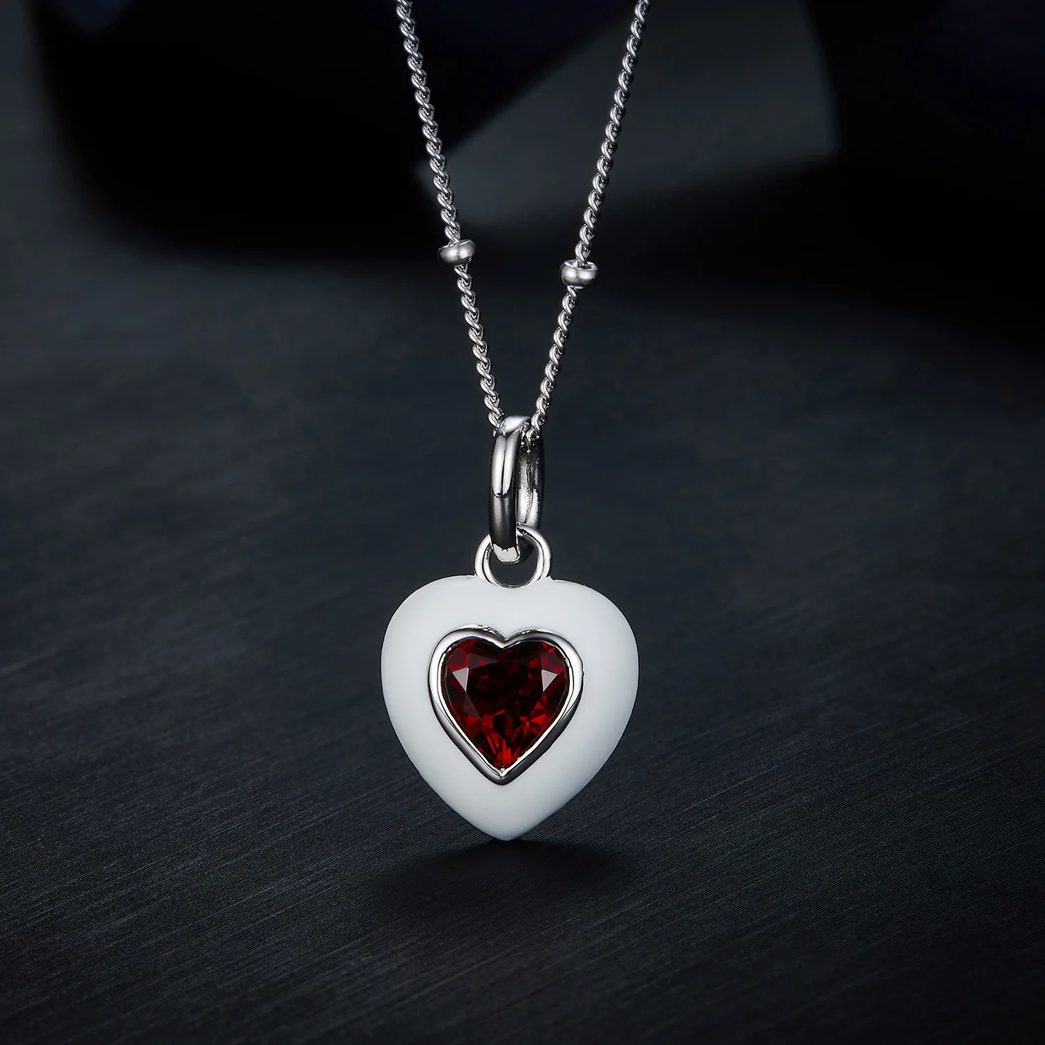 925 Sterling Silver Natural Garnet Heart Pendant Necklace For Women Red Stone Minimalism Chic Cute Chokers Necklaces 2024 New