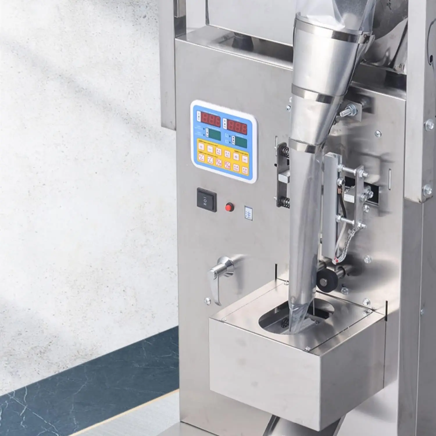 1-500g Vertical pequeño nitrógeno Snack comida inflada palomitas de maíz patatas fritas máquina de llenado y embalaje Snack palomitas de maíz patatas fritas