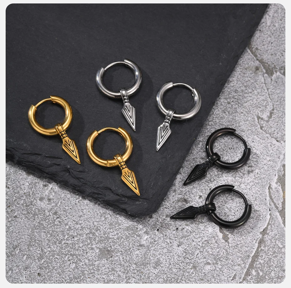 Vnox Edelstahl-Creolen, Speerspitzen-Ohrringe im Punk-Gothic-Stil für durchstochene Ohren bei Männern, Schmuck in Schwarz, Gold und Silber. – Detail 6