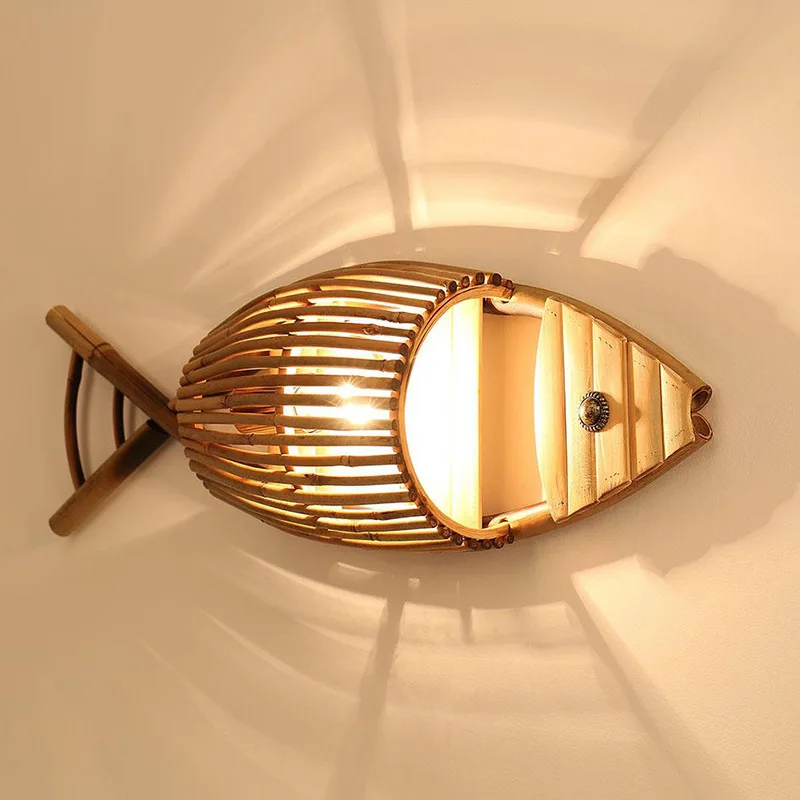 Handwoven Bamboo Fish Pendant Light Retro Woven Rattan Chandelier for Restaurant Cafe Bar Tea House Living Room Farmhouse Decor
