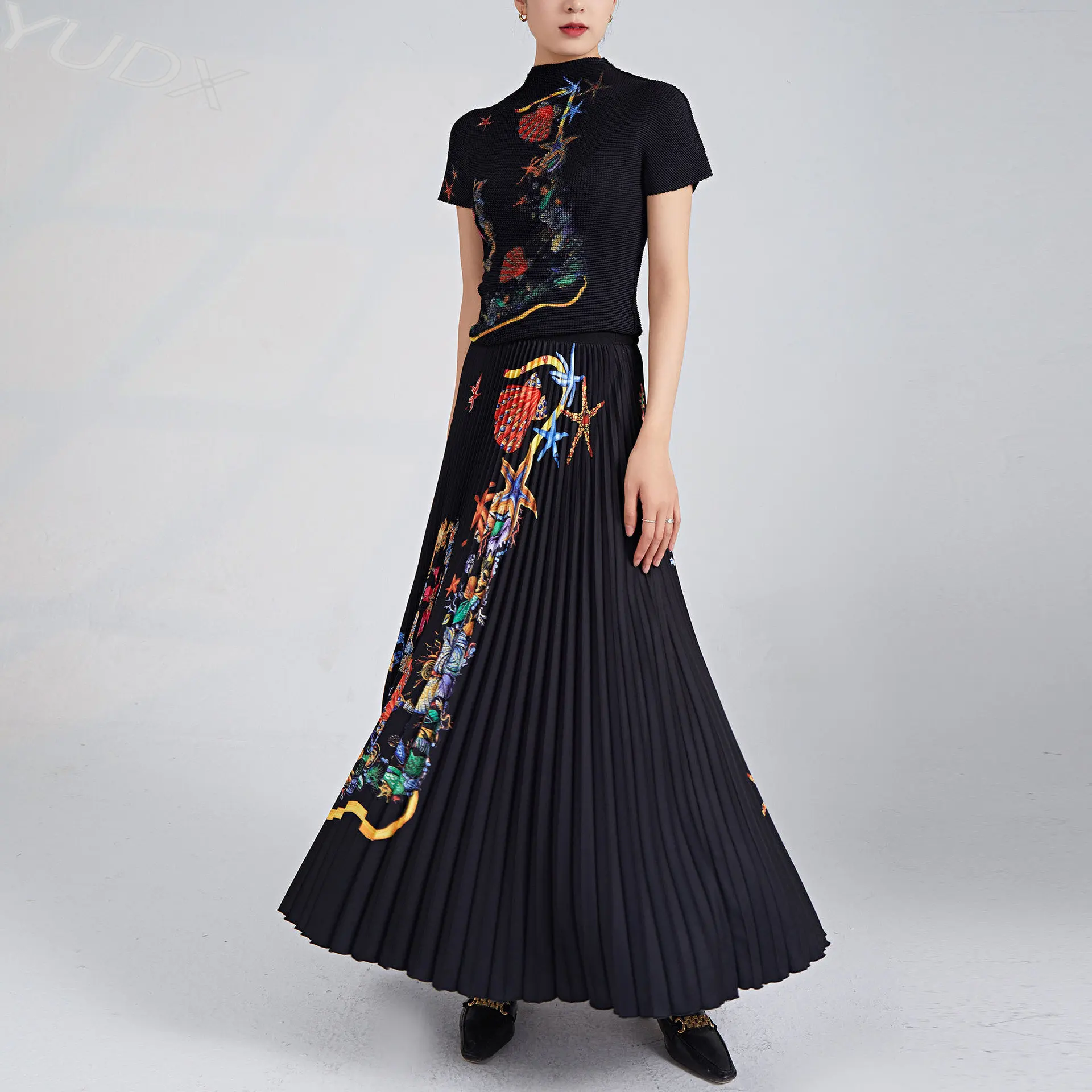 

YUDX Miyake Pleated Fashion Suit Women Retro 2023 Summer New Printing Slim Slim Thin Stretchy Peplum Long Skirt Two-piece