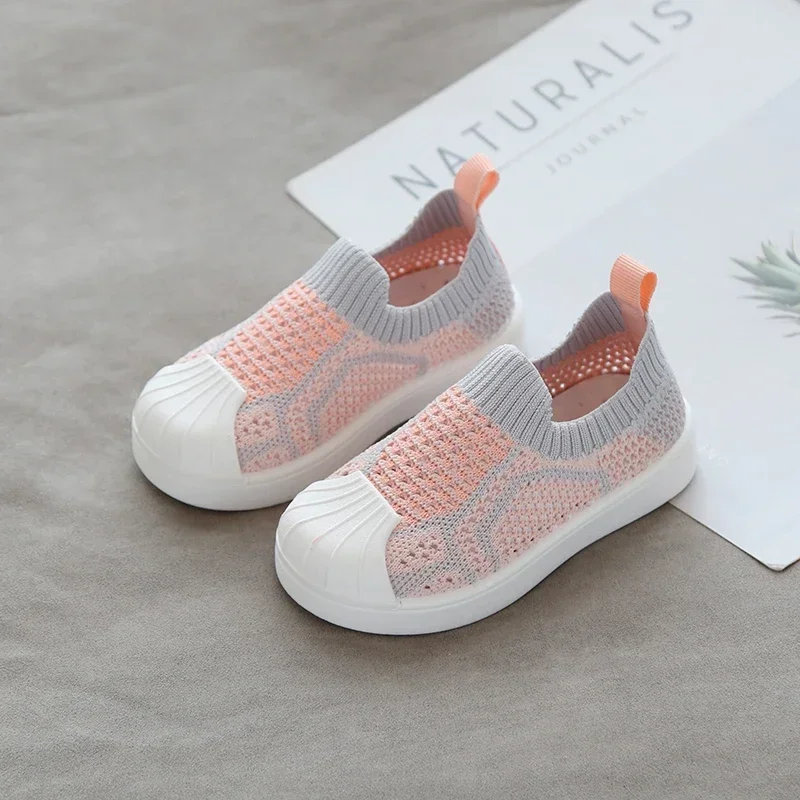 Scarpe Casual per bambini estive per neonate ragazzi scarpe da bambino per neonati all'aperto scarpe da ginnastica Casual in rete per bambini con fondo morbido antiscivolo