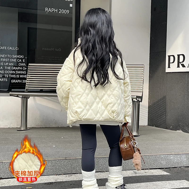 سترة قطن مبطنة خفيفة الوزن ملابس خارجية شتوية دافئة للفتيات 2025 جديد عصري طالب خليط الخبز النمط الكوري الإصدار 4-14Y