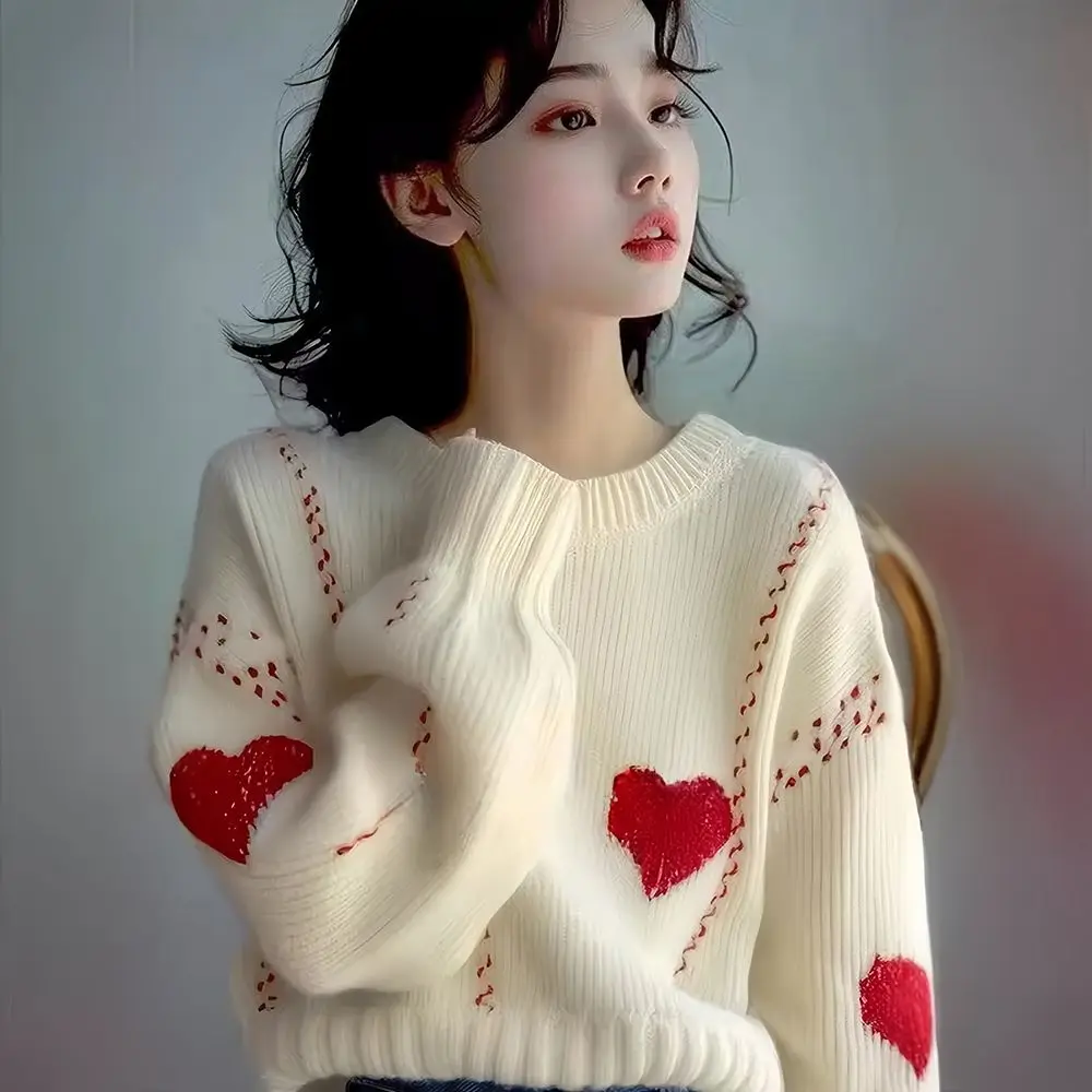 2024 Autumn And Winter New Beige Heart-shaped Sweater Knitted Women's Lazy Style Sweet Short Top