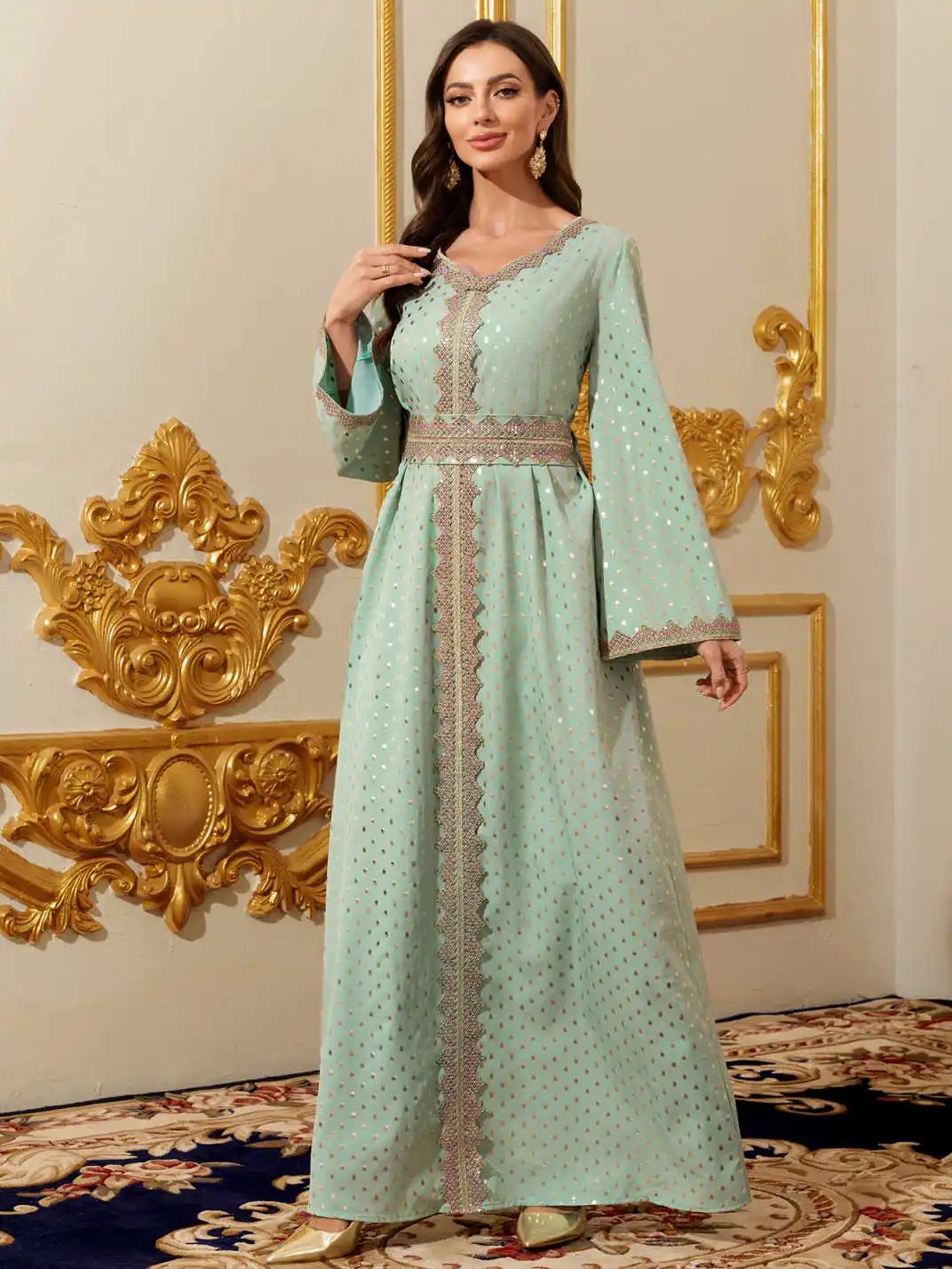 Sukienka z dekoltem w serek w stylu arabskim z Dubaju z Bliskiego Wschodu, z złotą wstążką w kropki i cekinami, z blokami kolorów, idealna na festiwal Ramadan, prosta i elegancka suknia jak od wróżki.