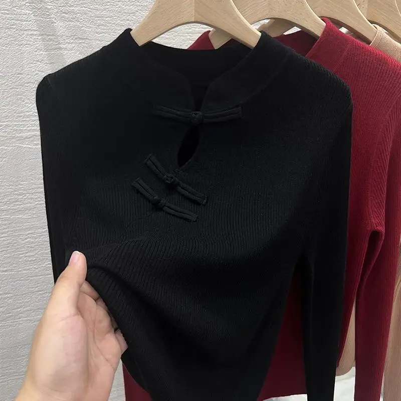 Half Turtleneck Red Disc Buckle Hollow Knit Top Women\'s Early Autumn Burst Top Winter High-grade Sweater