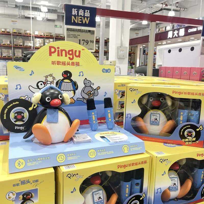 

Anime Peripheral New Pingu Penguin Listening Song Shaking Head Speaker Microphone Gift Set Kawaii Pingu Figurines Decor Ornament