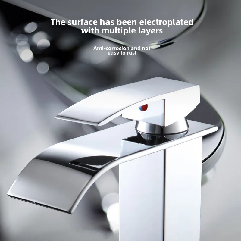 حوض غسيل الحمام شلال حوض صنبور المرحاض مكافحة حوض صنبور الساخنة والباردة