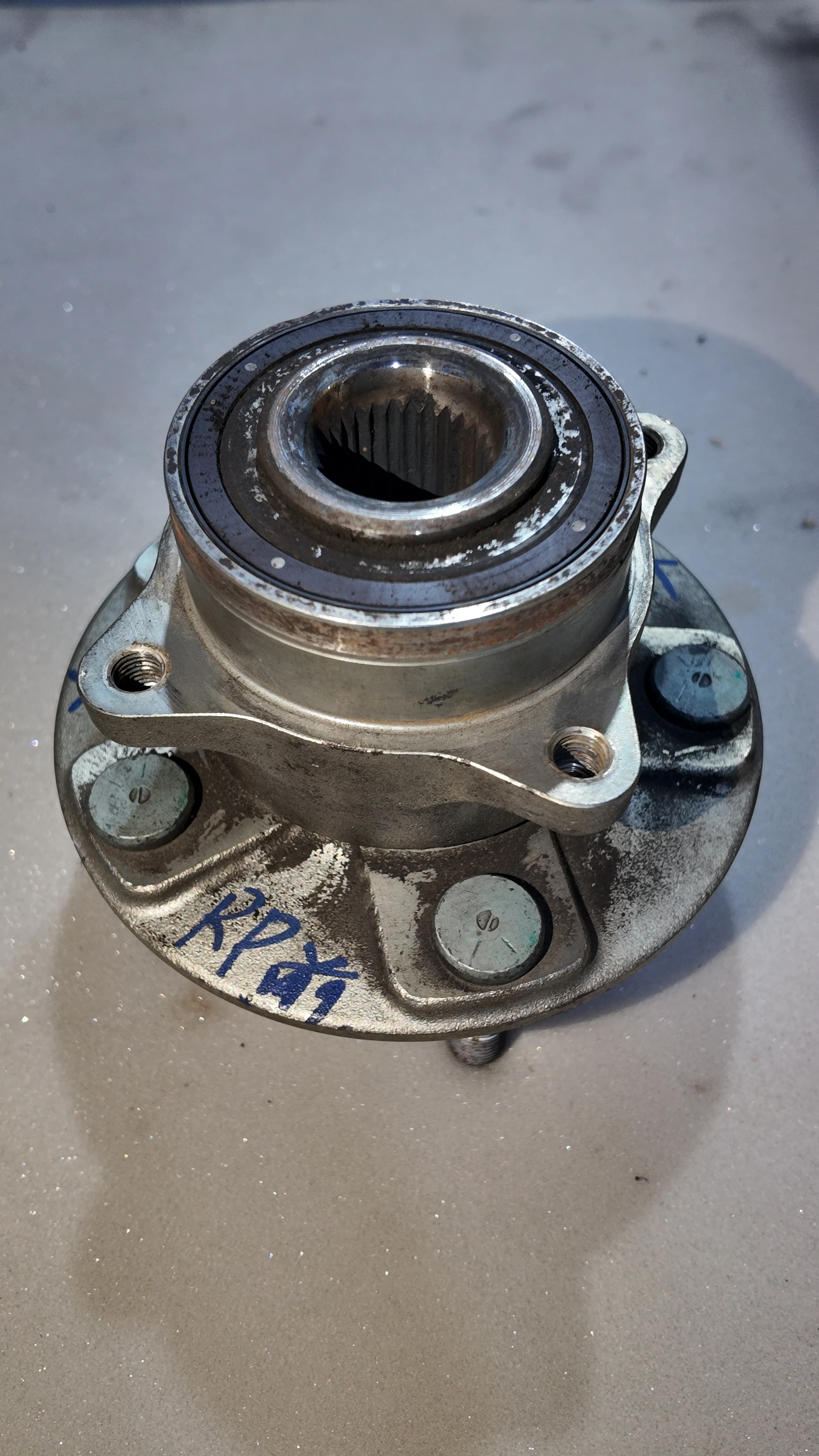 Steering Knuckle Bearing for Aston Martin Rapide DB9 Vanquish Replacement Part AD43-18183-AB