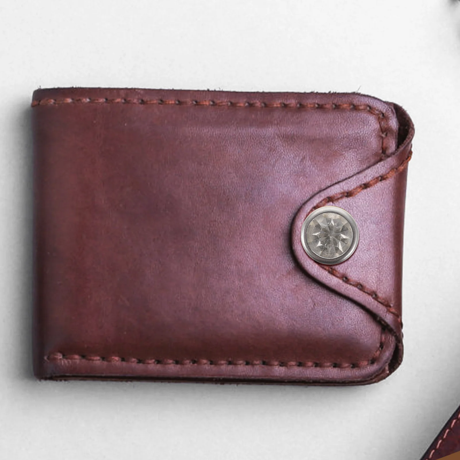 : Borchie in tessuto e incastonatori di gemme