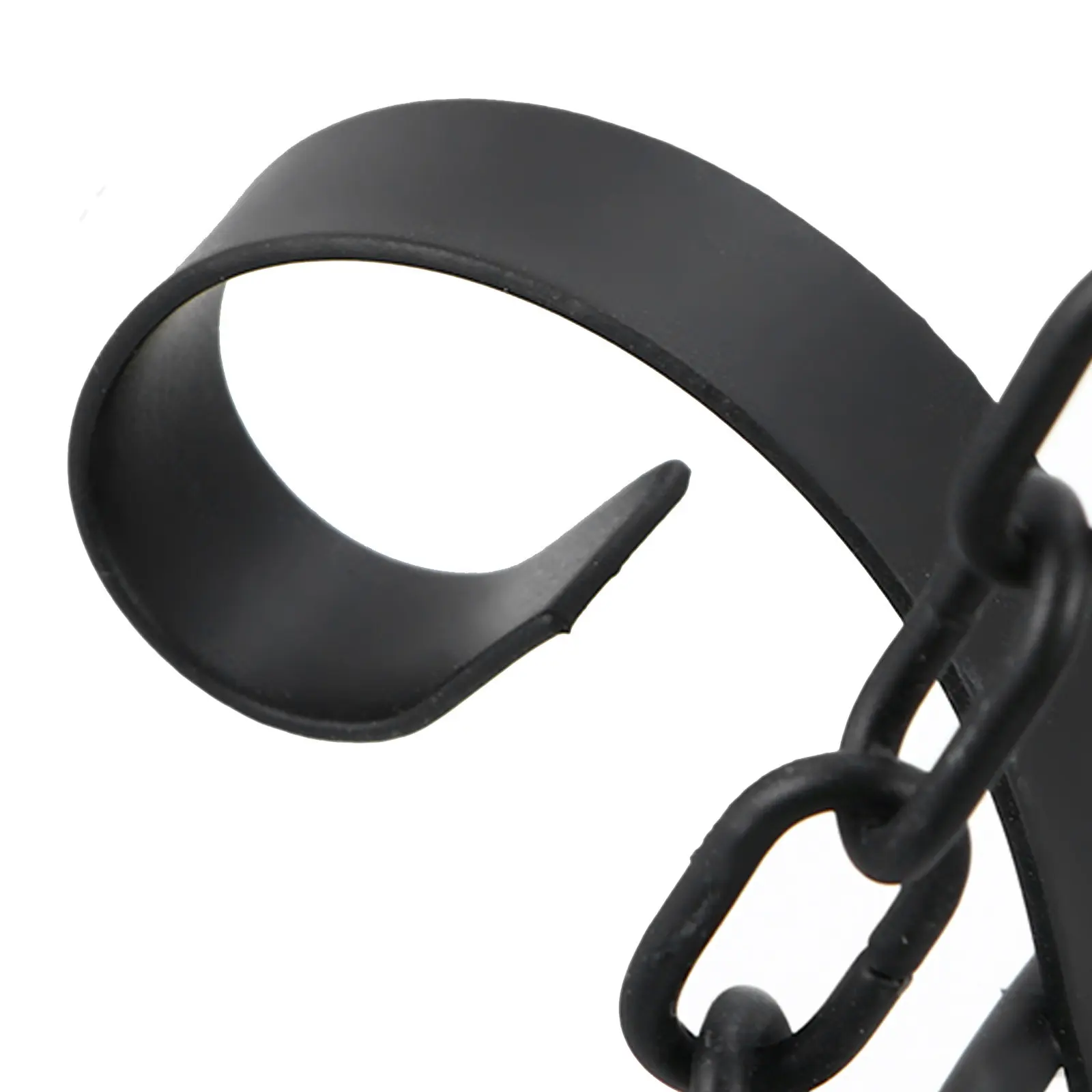 

Wall Mounted Hanging Flower Basket Iron Plant Display Rack Hollow Structure High Load Bearing for Indoor Outdoor Decoration