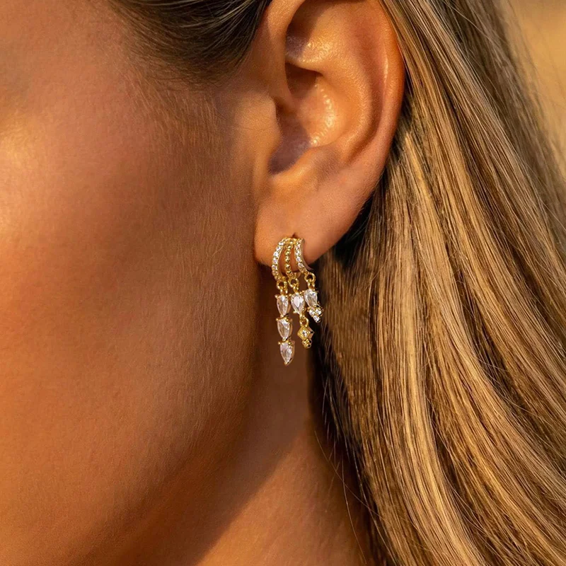 14K vergoldete trendige Dreifach-Hängeohrringe für Damen, CZ-Wassertropfen-Ohrringe, zierliche hypoallergene Alltagsschmuckstücke, Partygeschenke – Detail 4