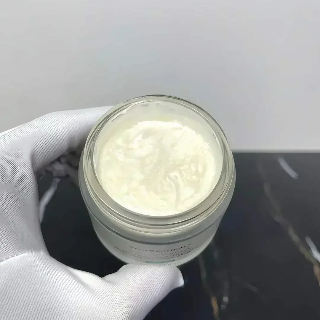 มอยส์เจอร์ไรเซอร์เนื้อบางเบา ลดรูขุมขน พร้อมสารสกัดจากทะเล สำหรับผิวธรรมดาหรือผิวมัน ขนาด 60 มล.