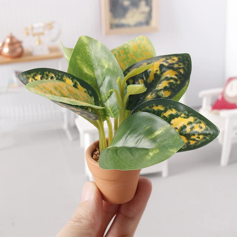Modelo de planta en maceta para casa de muñecas en miniatura a escala 1/12; Mini juguete de adorno verde de simulación para el hogar para decoración de casa de muñecas