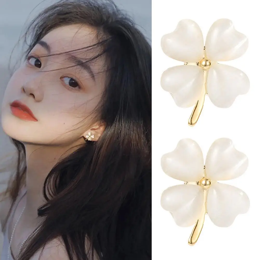 Anting Batu Mata Kucing Semanggi Empat Daun Baru Anting Ceruk Desain Indah Kecil Temperamen Wanita U0R2