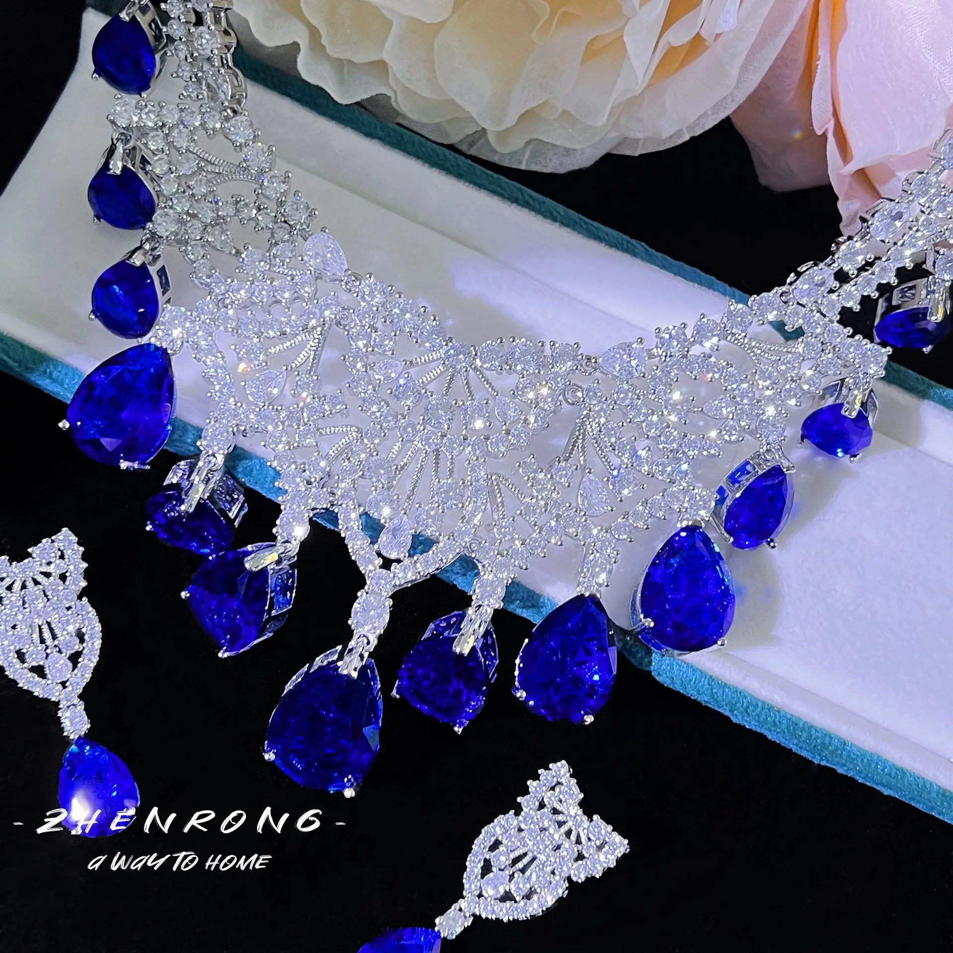 Newly Designed Full-Cut Drop Royal Blue Necklace Bridal Set