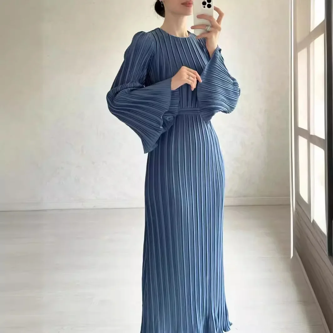 2025 new long dress temperament pleated horn sleeve medium long dress