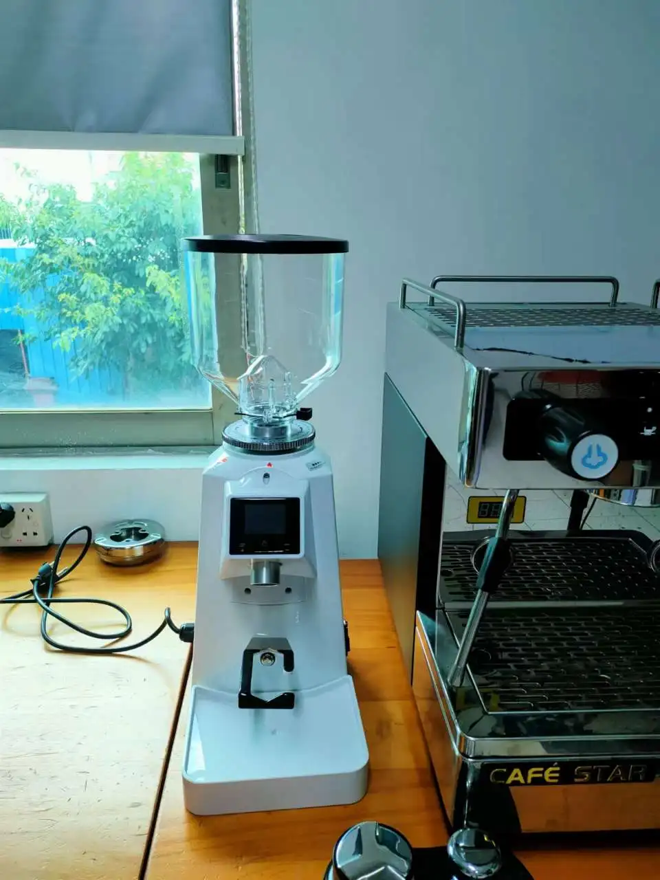 전문 64Mm Df64 900E 알루미늄 합금 에스프레소 1Zpresso 플랫 버 110V 상업용 전기 커피 그라인더 판매