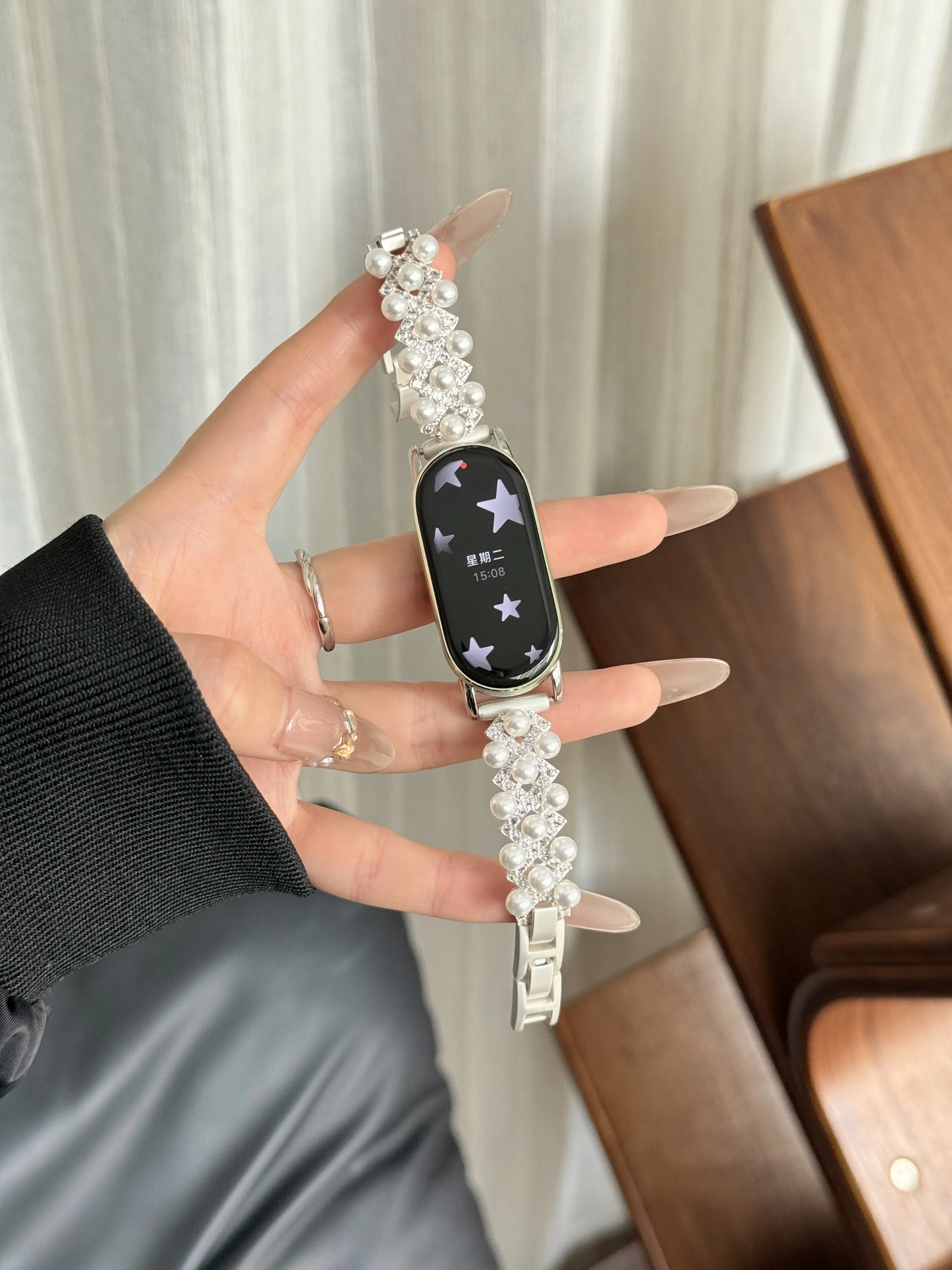 

Pearl studded diamond metal strap suitable for Xiaomi Band 8Pro/9Pro，For Mi band 3/4/5/6/7，8/8NFC/9/9NFC/10/10NFC，For Redmi Watc