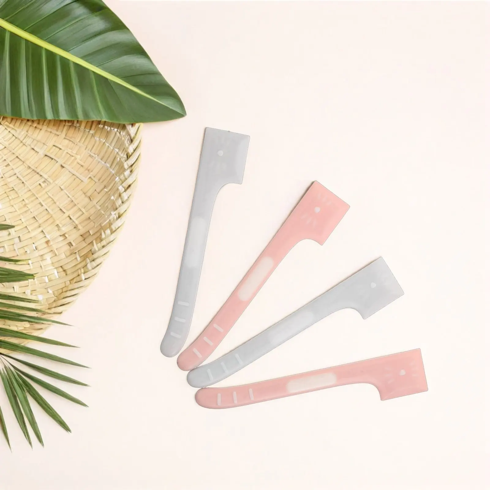 

Набор из 4 ложек для корма для животных: эргономичные ложки-открывалки для консервов, лопатки для смешивания, приборы для подачи влажного корма для кошек и собак, ложки для консервов для кошек